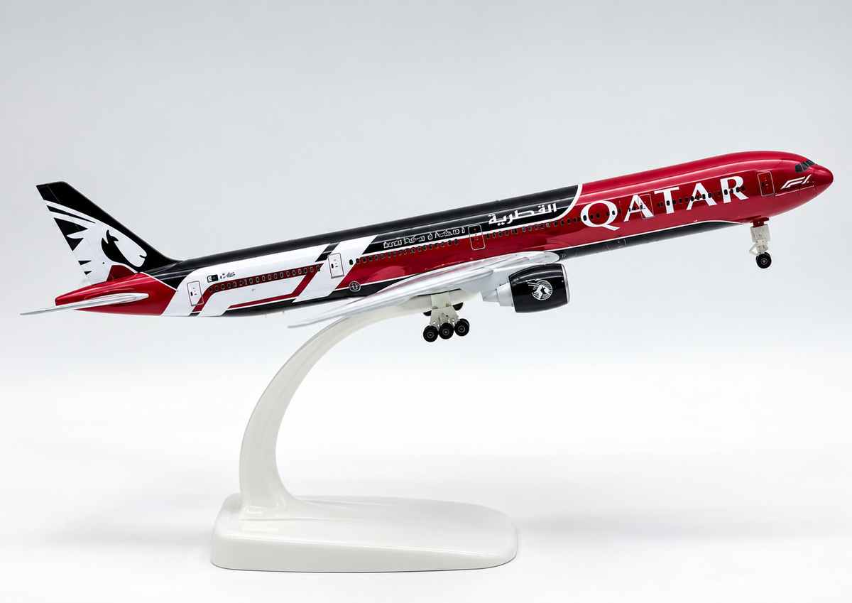 Qatar Airways Boeing 777-300 Diecast Model Airplane