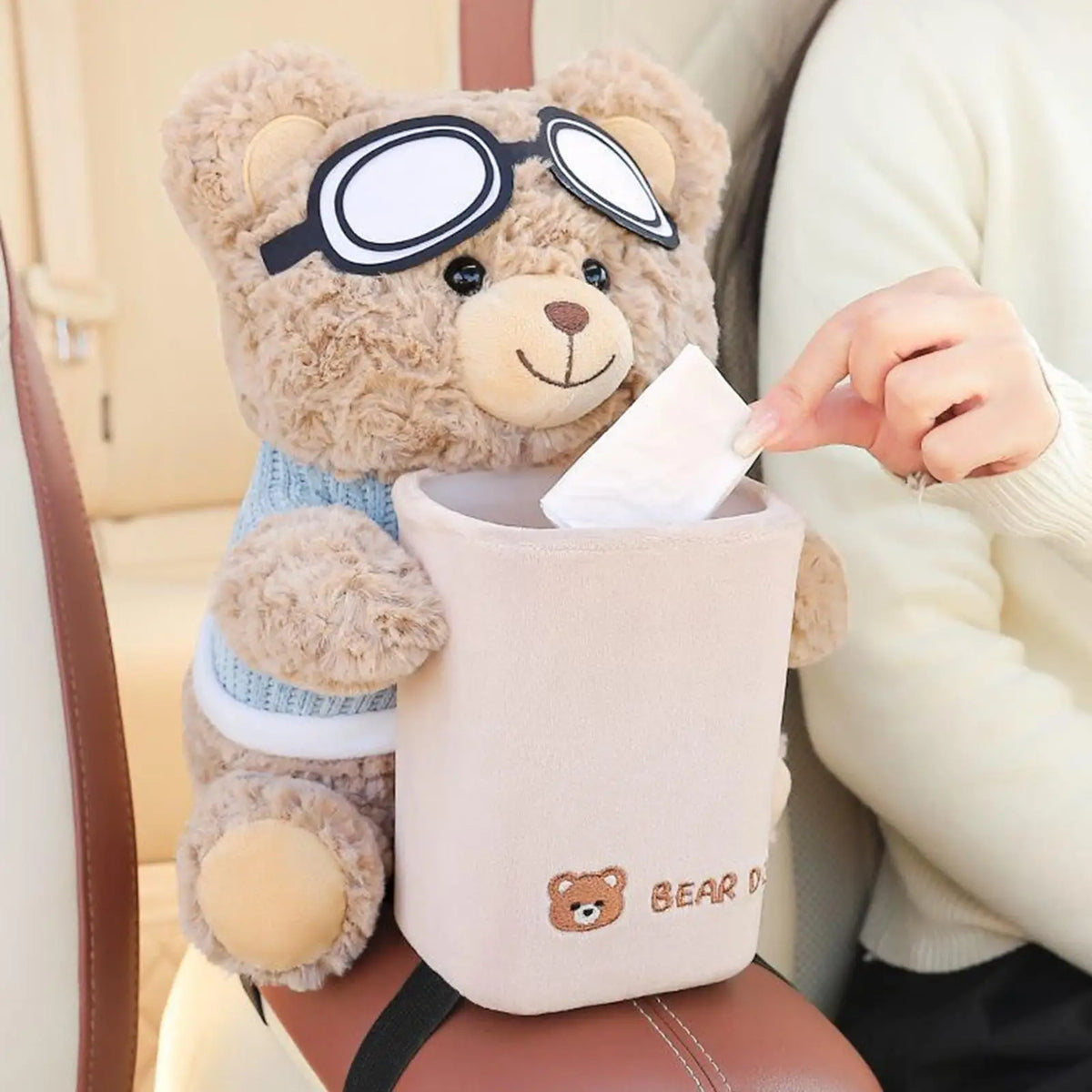 Cute Bear 2-in-1 Car Tissue Holder &amp; Trash Bin
