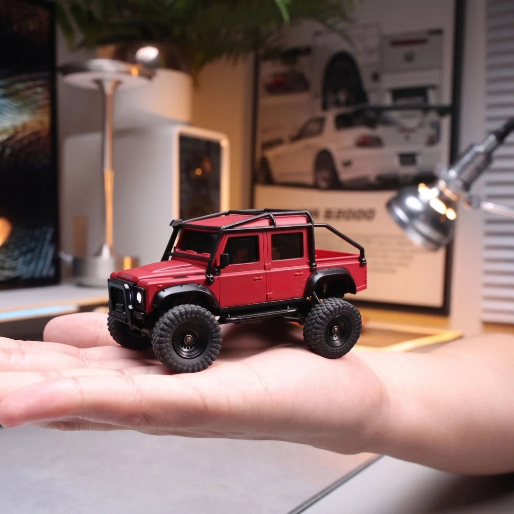 1:43 Land Rover Defender 110 RC Crawler – Mini RC Car – image 2
